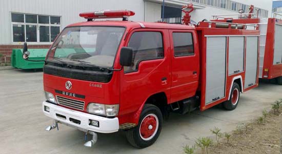 東風(fēng)小霸王消防車(chē)