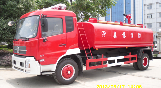 東風(fēng)天錦消防灑水車(chē)